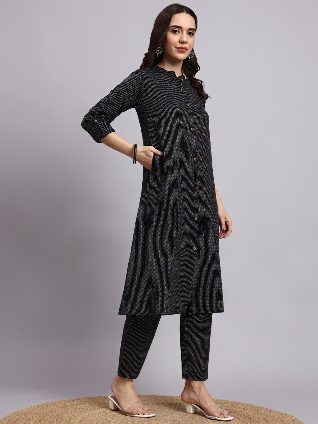 Women Black Plain Cotton katha Kurta pant set