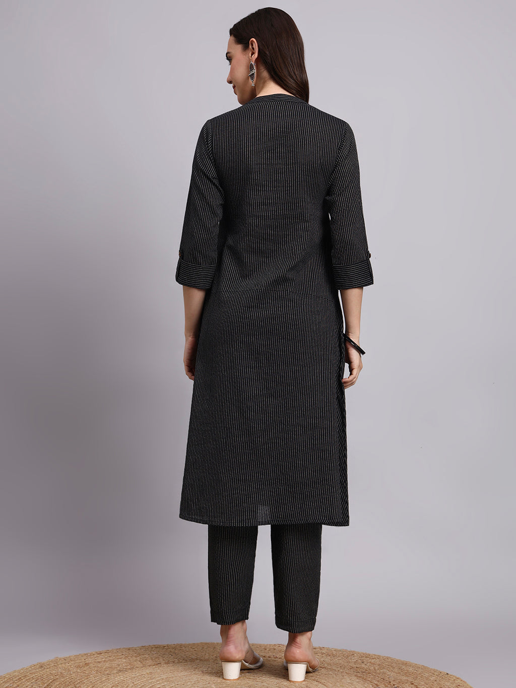 Women Black Plain Cotton katha Kurta pant set