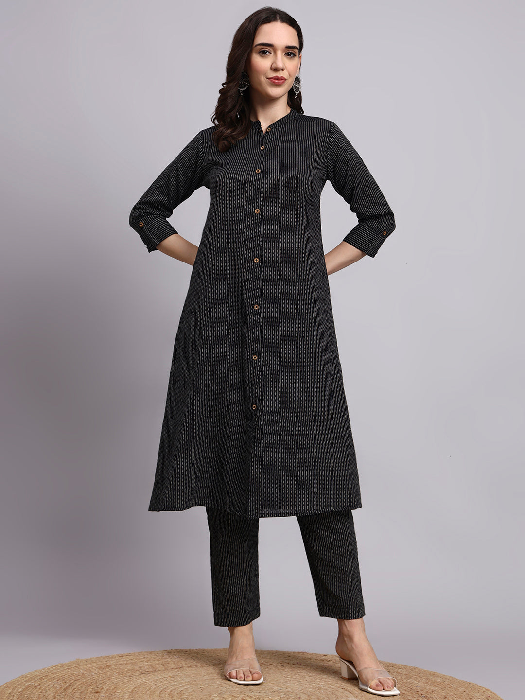 Women Black Plain Cotton katha Kurta pant set
