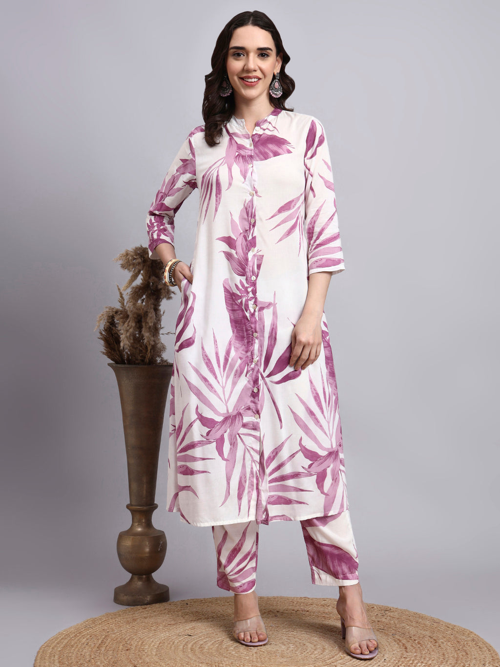 Women Pink Printed Rayon Kurta pant set