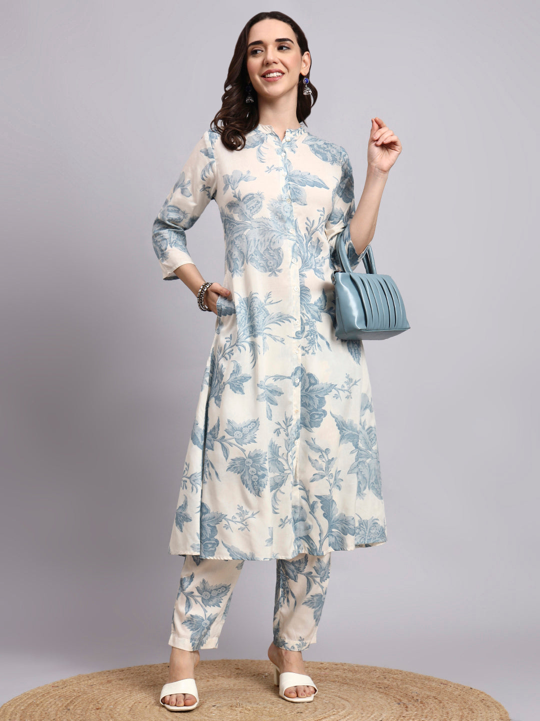 Women Cream Printed Rayon Kurta pant set