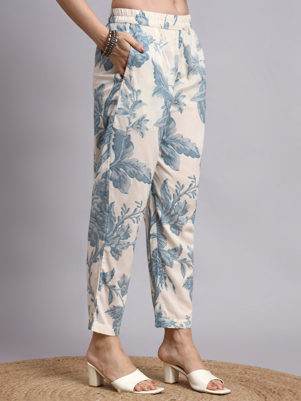 Women Cream Printed Rayon Kurta pant set