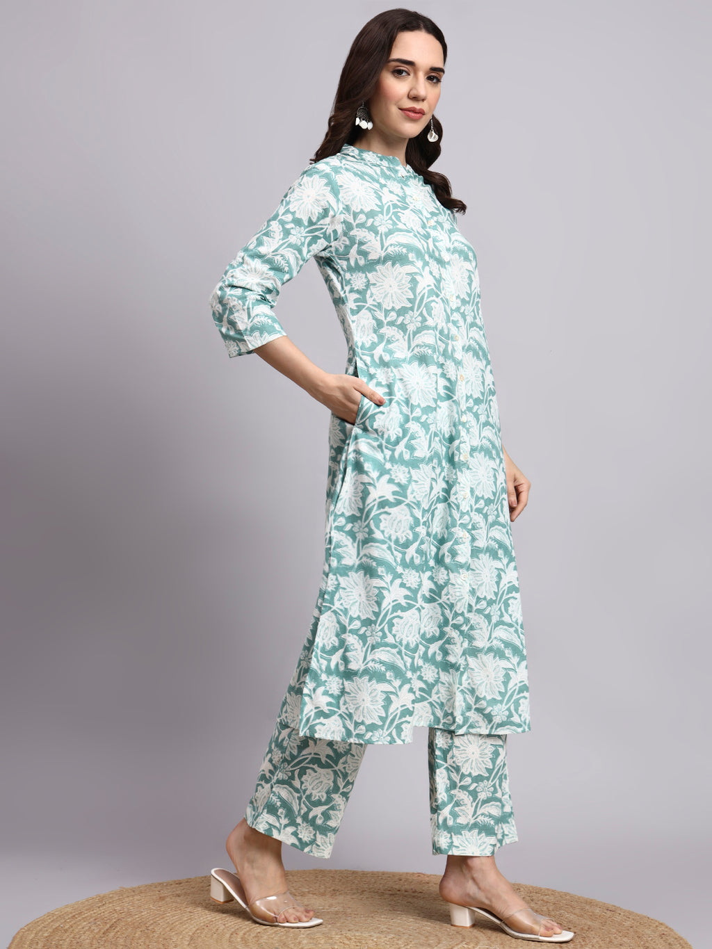 Women Green Printed Cotton Kurta pant set