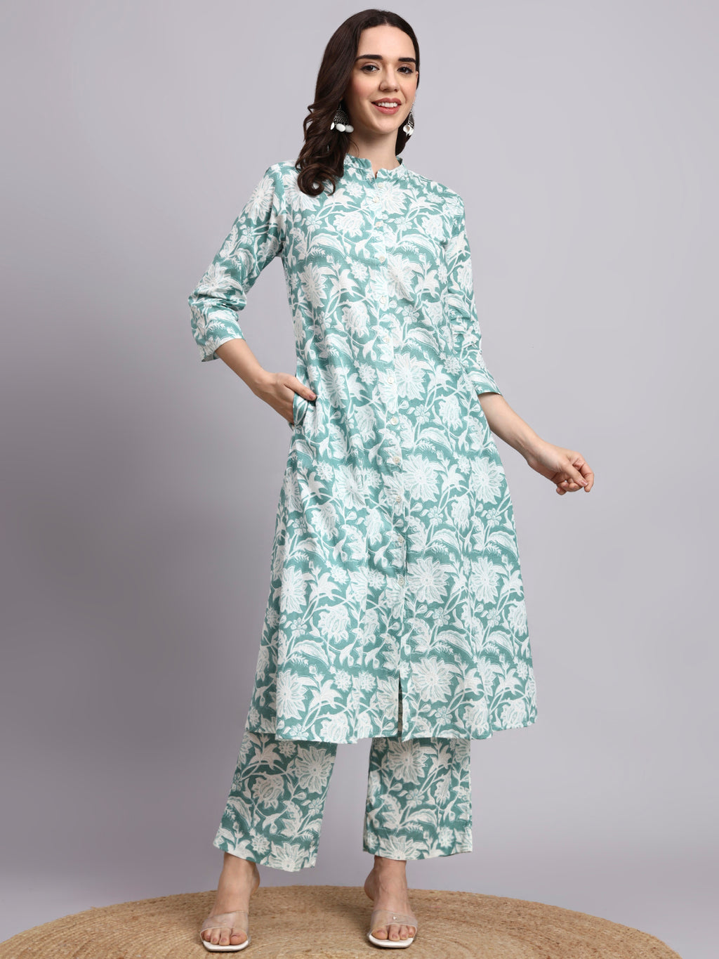Women Green Printed Cotton Kurta pant set