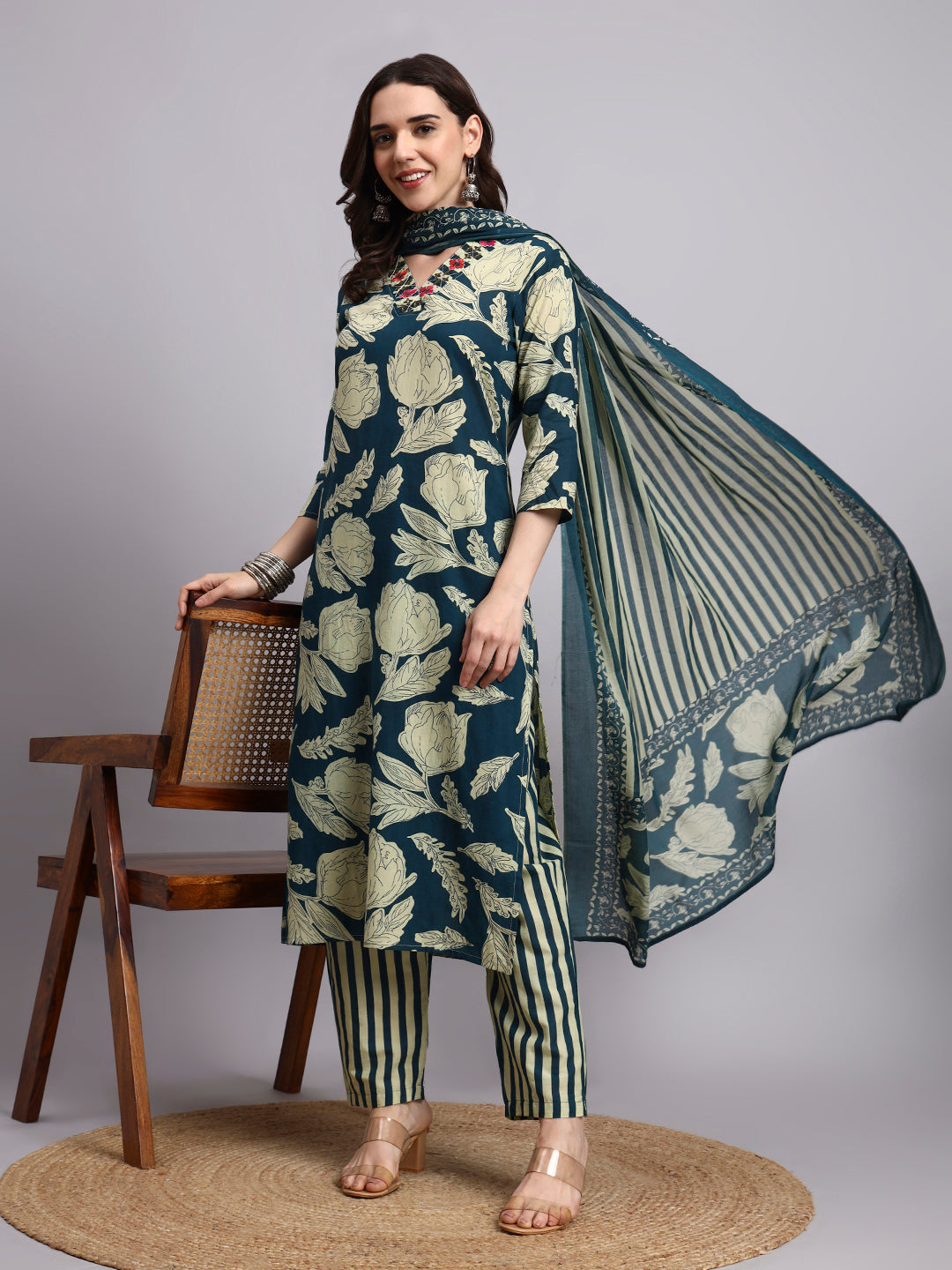 Women Blue Printed Cotton kurta pant dupatta set