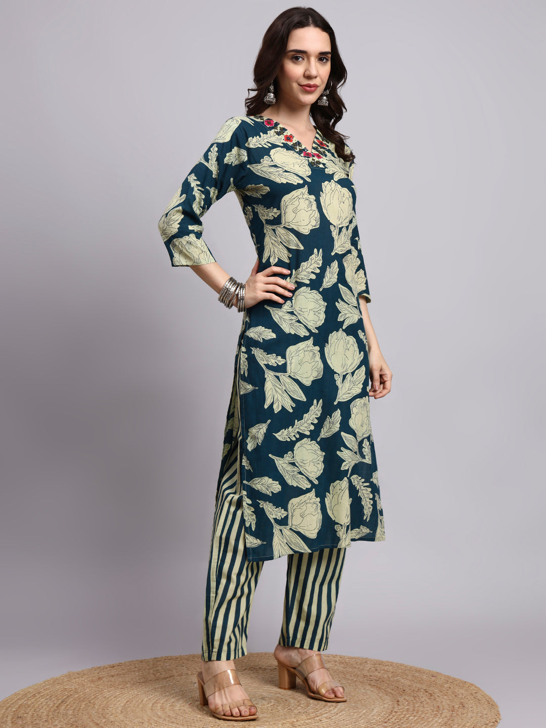 Women Blue Printed Cotton kurta pant dupatta set