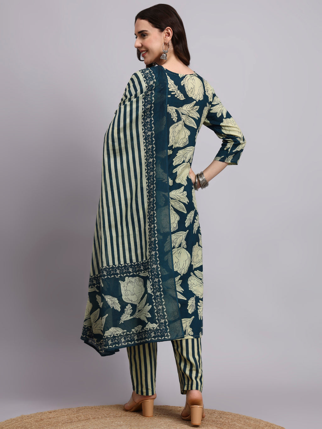 Women Blue Printed Cotton kurta pant dupatta set