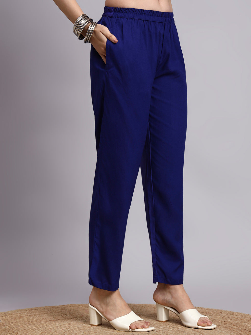 Women Blue Printed Cotton Katha kurta pant dupatta set