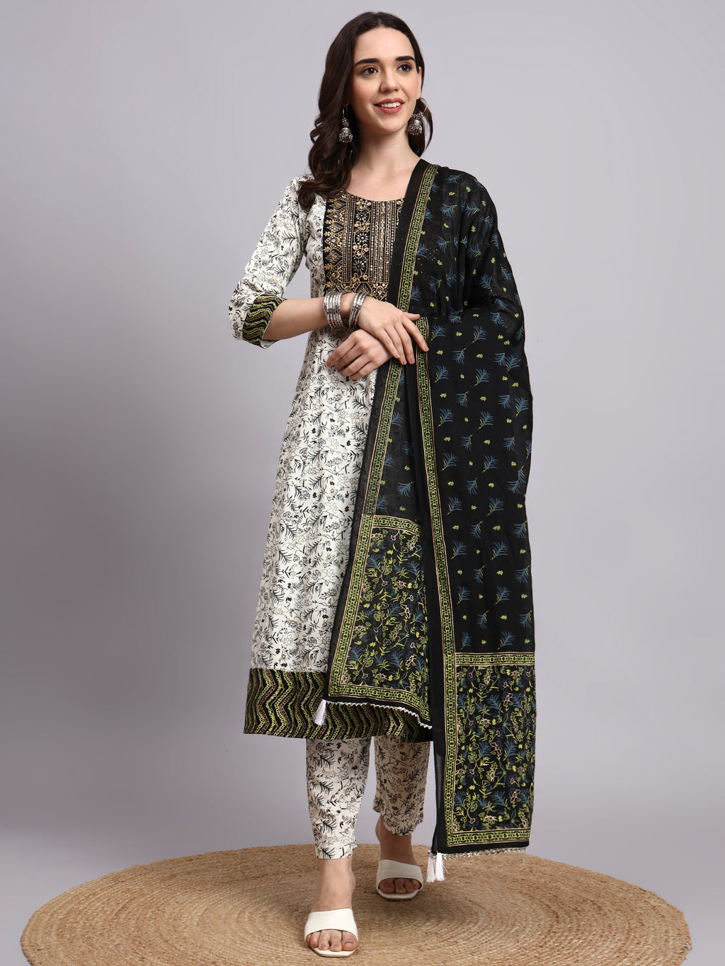Women Cream Printed Cotton Katha kurta pant dupatta set