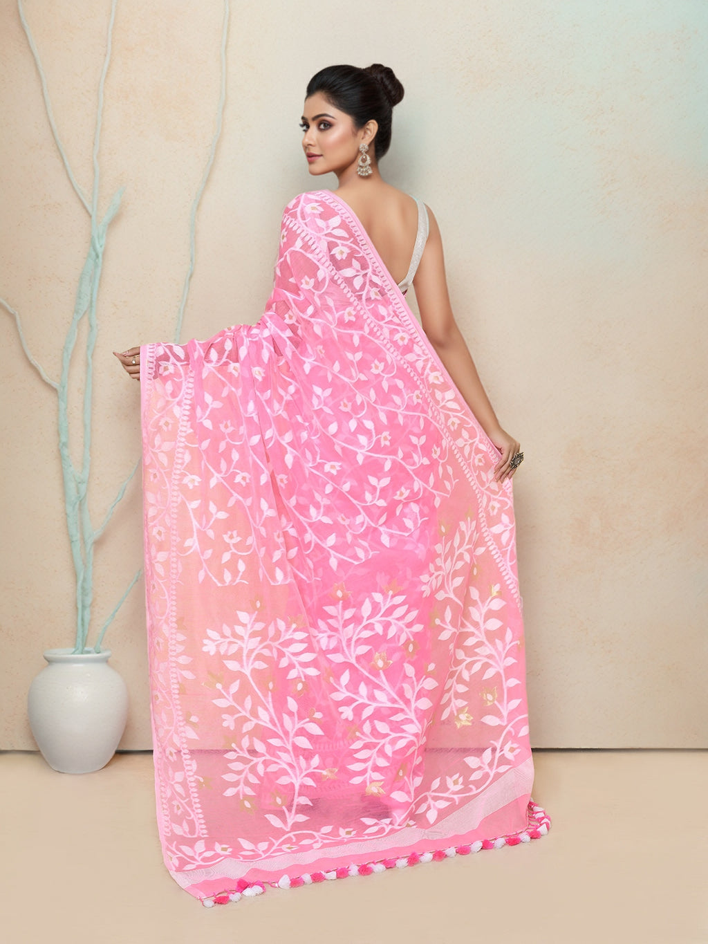 Women  Light Pink Cotton Blend Jamdani Saree without Blouse