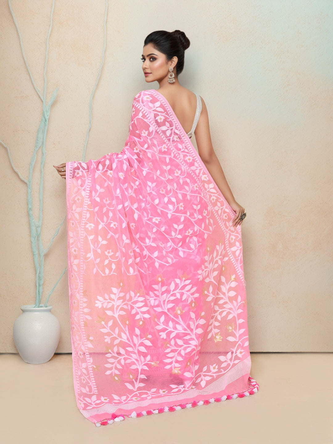 Women  Light Pink Cotton Blend Jamdani Saree without Blouse