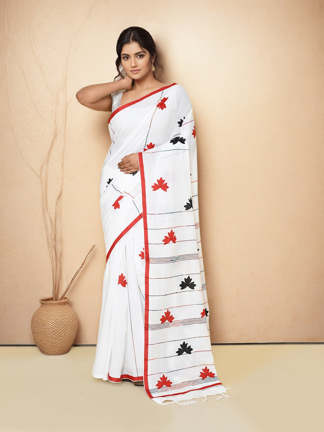 Women Multicolor Cotton Applic Saree with running Blouse Pcs
