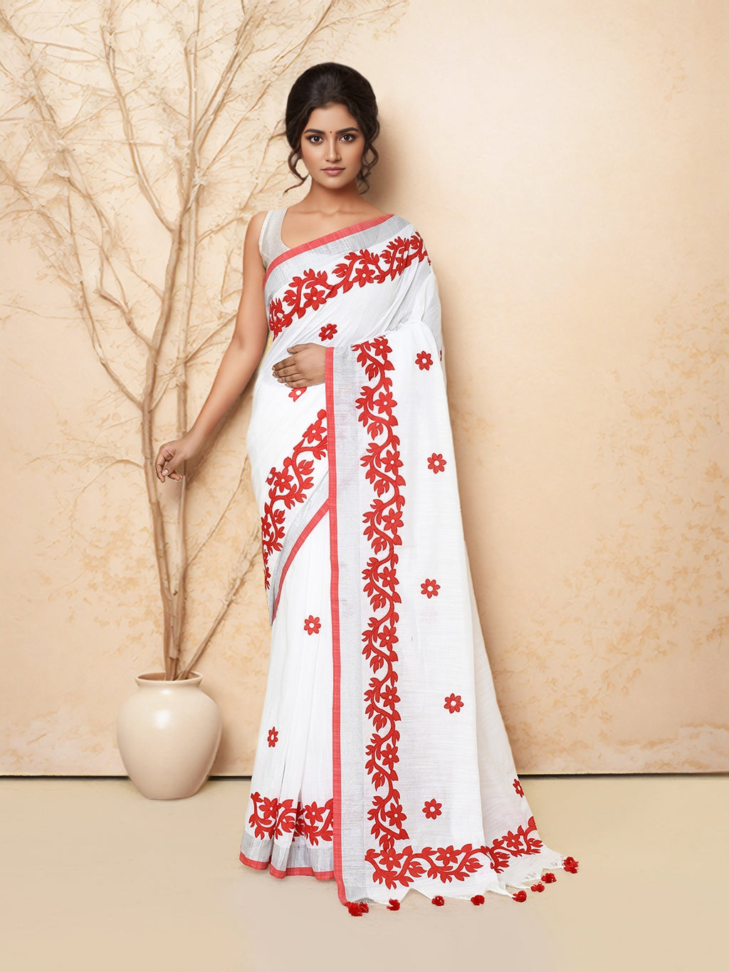 Women Multicolor Cotton Applic Saree with running Blouse Pcs