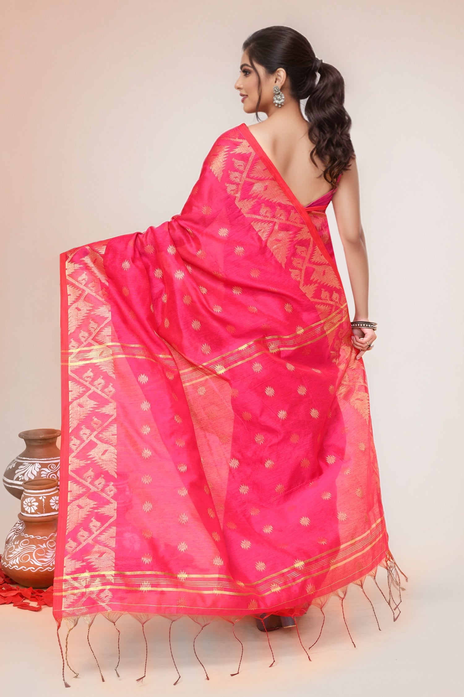 Women  Pink Cotton Blend Handloom saree with Running Blouse
