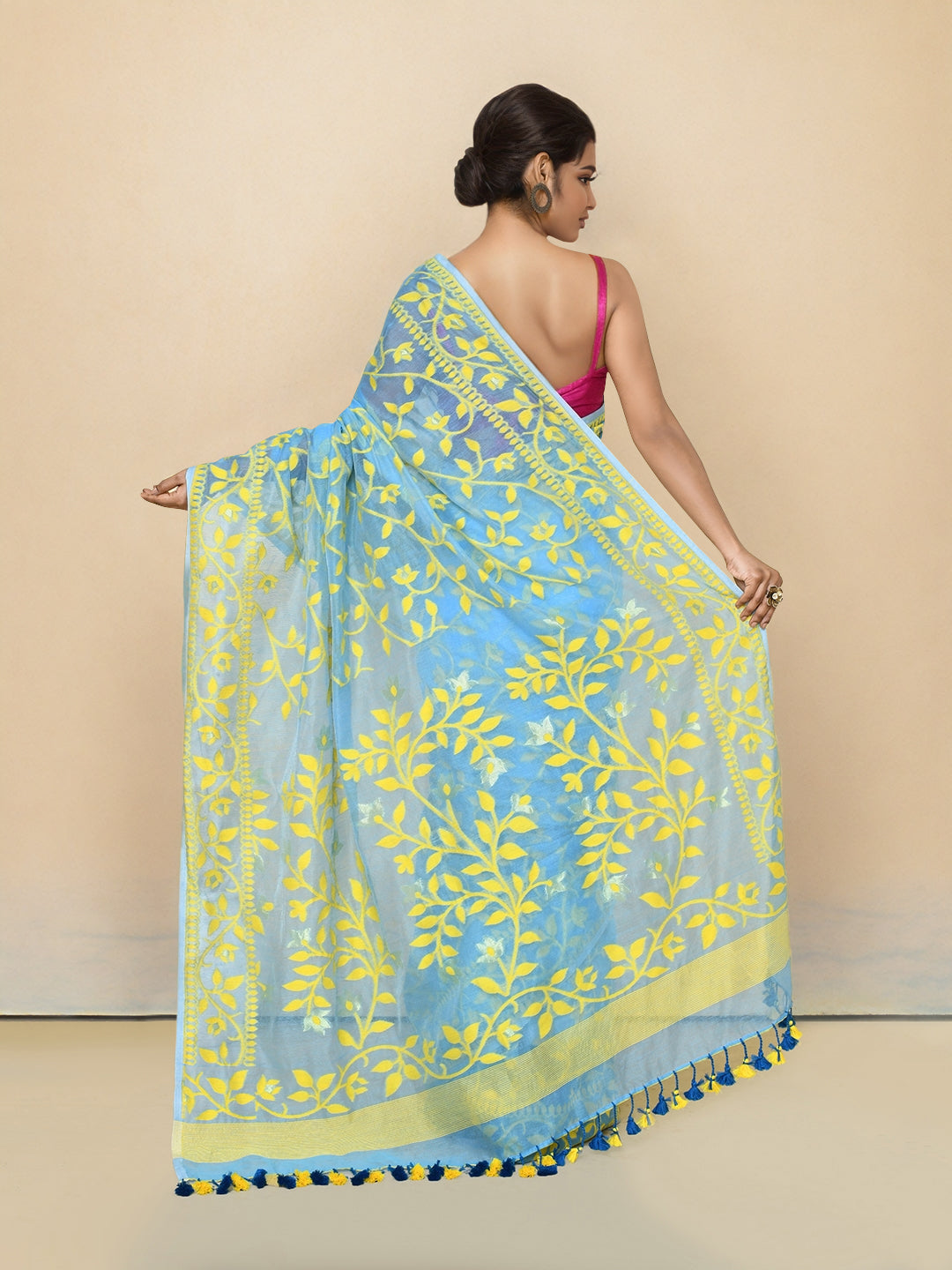 Women  Blue Cotton Belnd Jamdani Saree without Blouse