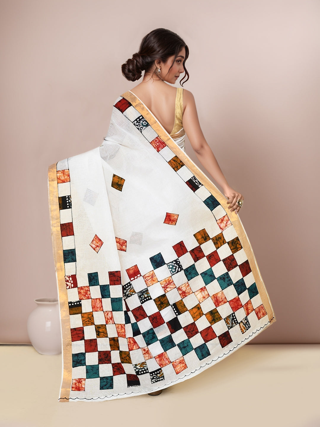 Women white and BlueCotton Applic Saree with Running Blouse Pcs